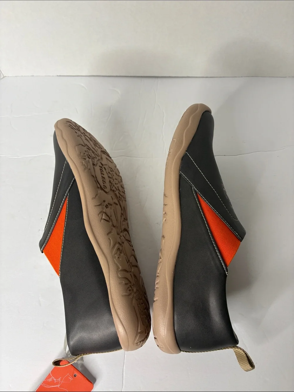 NWT UIN Pray for Goodness Slip On